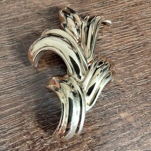 Monet Gold Tone Sculpted Wave Brooch